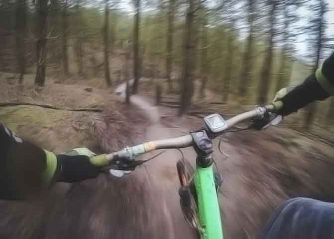 完全免费无广告的24小时轰炸对方的电话